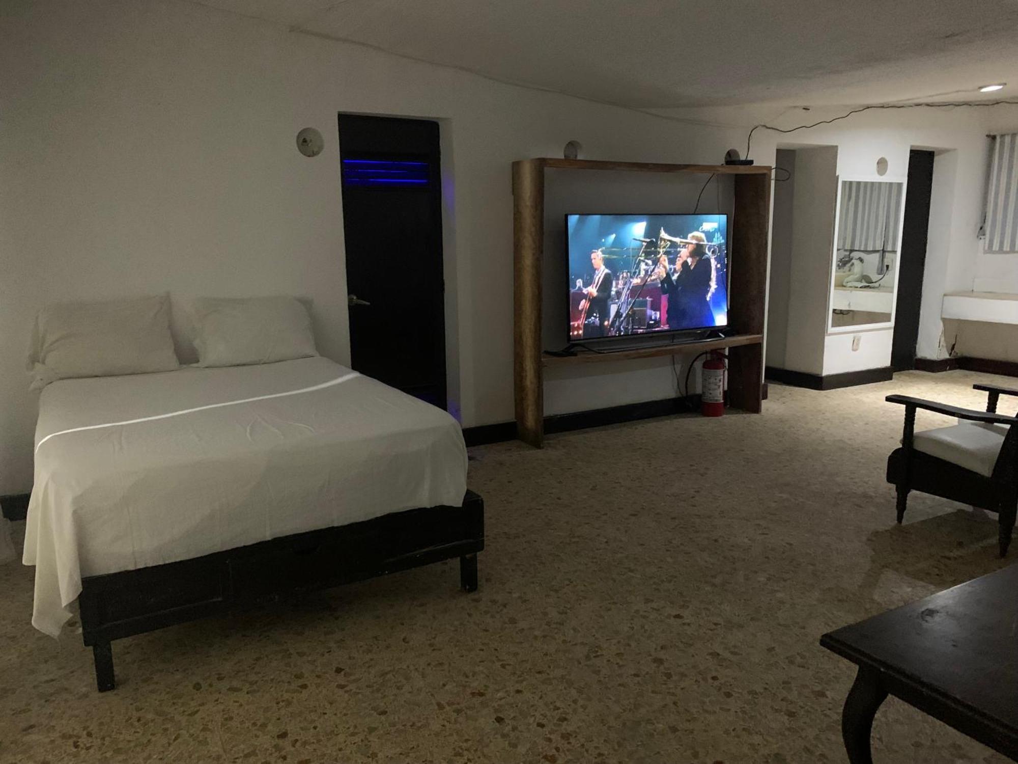 Donde Mira El Sol, Promo Primavera Hasta 50 Por Ciento (Adults Only) Акапулко Екстериор снимка